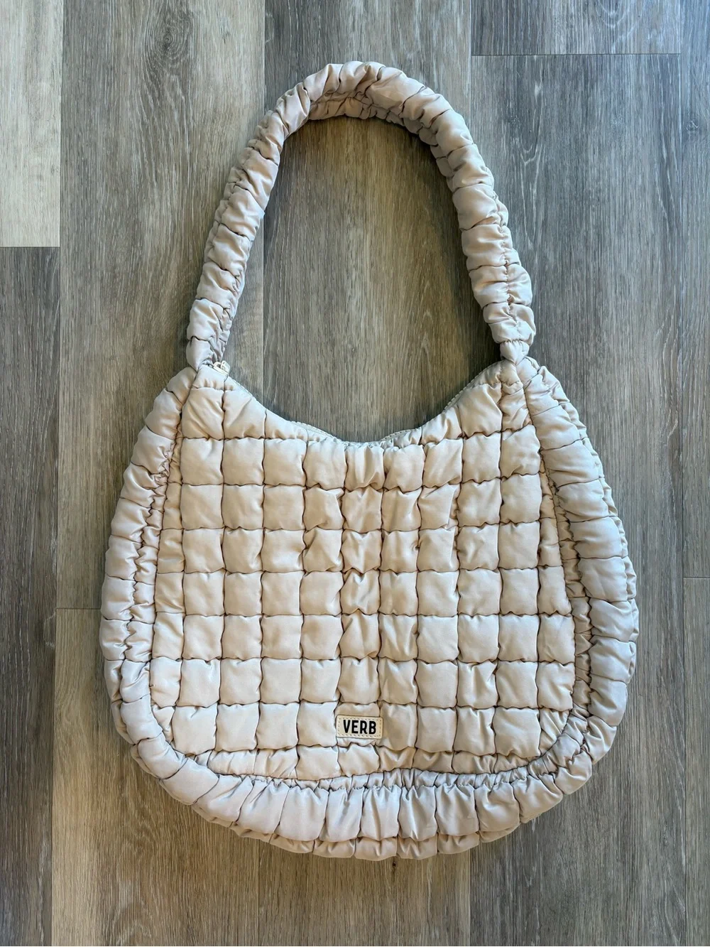 VERB Carry All Quilted Puffy Hobo Bag in Light Beige